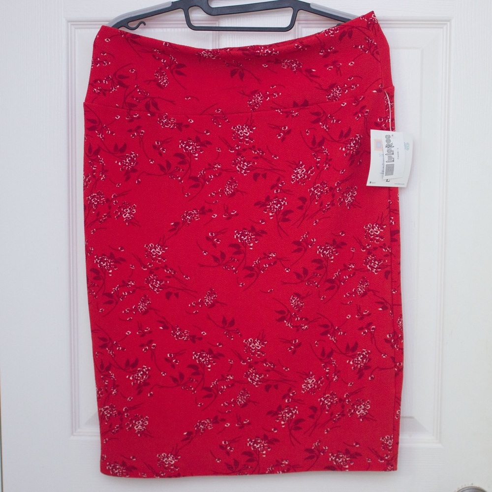 LuLaRoe Red Cassie Skirt size L